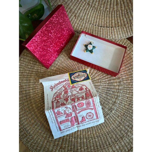 Rothenburg ob der Tauber Santa Star Ornament – With Box & Wrapping - Picture 1 of 8